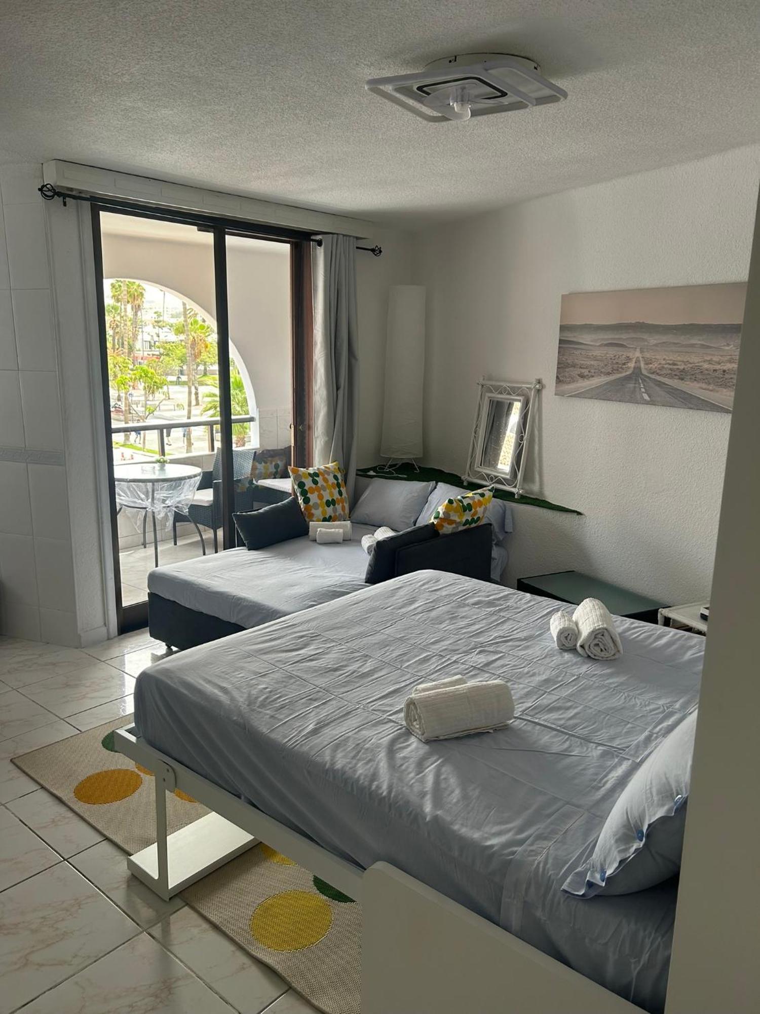 Parque Santiago 1 Lovely Apartment بلايا ذي لاس أميريكاس المظهر الخارجي الصورة